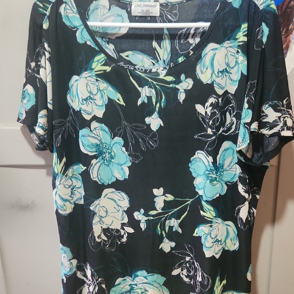 Blue, Black and White Short Sleeve Floral Tee. Barely Used, Sheer Material.